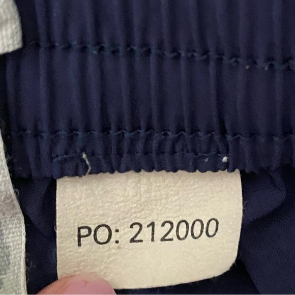 Outerknown Woman’s Dark Blue Board Shorts Zipper Pocket Elastic Waist Small - Picture 5 of 6